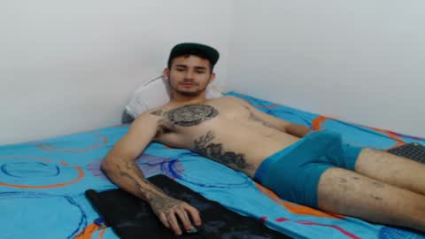 Axel online show from January 10, 3:16 pm