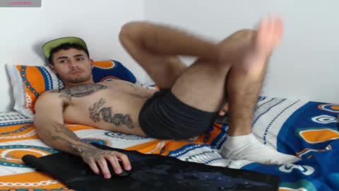 Axel online show from February 5, 6:04 pm