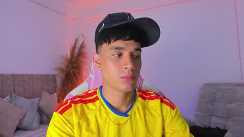 AXEL online show from July 3, 8:53 am