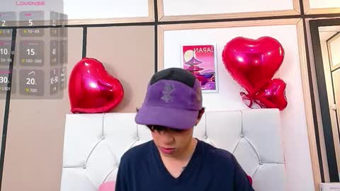 Axel Evanss online show from March 16, 1:04 pm