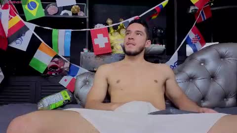Axel  online show from June 20, 9:42 pm