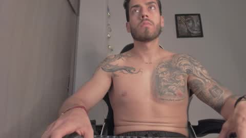 axelblaze_1 online show from March 24, 1:27 pm
