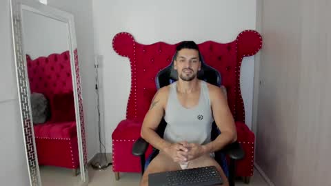 Axel online show from July 20, 11:34 am