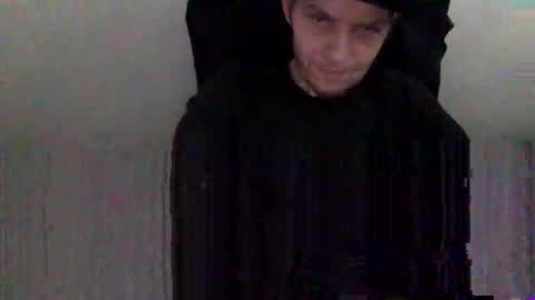 azlee87 online show from November 29, 8:22 pm