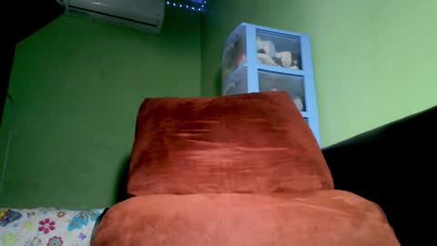 Snapshot of azyzz69 chatting on January 23, 6:03 pm LUIS G. online show from January 23, 6:03 pm