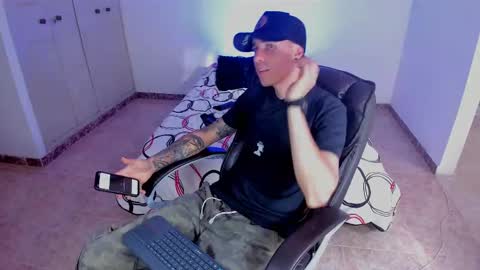 baan9 online show from February 19, 7:16 pm