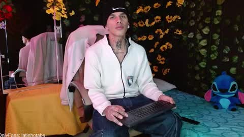 OF GxoXabs online show from December 23, 10:23 pm