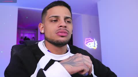 baby_rausch online show from December 6, 6:37 am