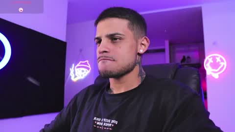 baby_rausch online show from January 1, 12:55 pm