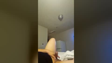 babyhawk88888 online show from August 1, 9:08 am