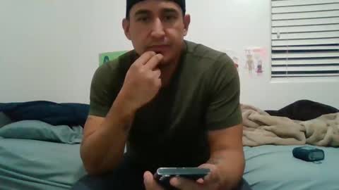 babyzombieaop199579 online show from February 2, 8:24 am
