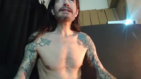 Snapshot of bailey39 chatting on January 27, 1:26 am Bailey online show from January 27, 1:26 am