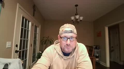 JustMe online show from December 21, 4:30 am