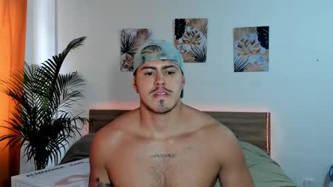 Snapshot of baltazardupont chatting on March 7, 7:05 pm Andres - online show from March 7, 7:05 pm