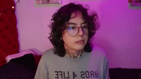 Esteban  online show from December 23, 6:55 am