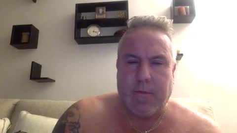 banana5289 online show from December 4, 8:18 pm