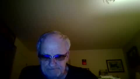 banana_hammock70 online show from April 16, 3:06 am