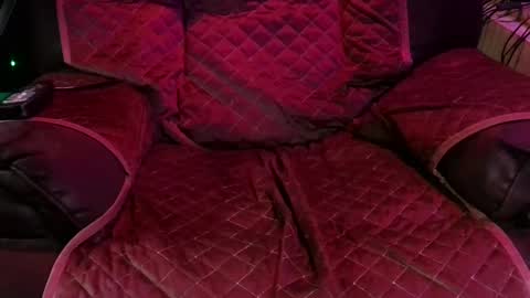 BANJOEY online show from December 8, 4:46 am