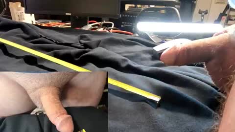 basskep online show from December 4, 10:22 am