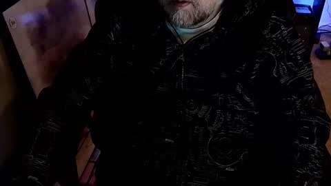 Snapshot of bearded__trouble chatting on October 31, 8:01 pm BeardedTrouble online show from October 31, 8:01 pm