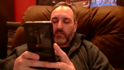 beardedambition online show from April 2, 1:14 am