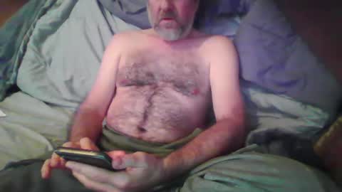 beastiejam2000 online show from December 8, 4:39 pm