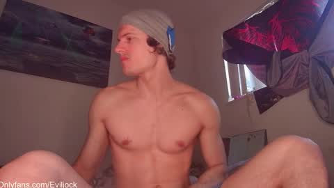 bebe  dust online show from March 16, 8:35 pm