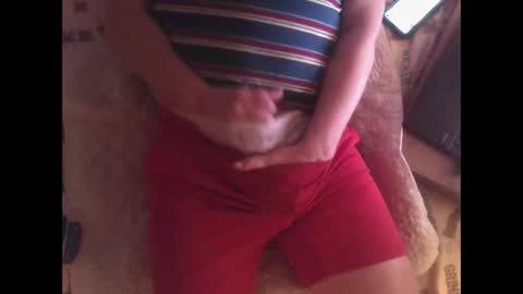 Snapshot of bedwetboy chatting on December 26, 1:32 pm Bedwetboys online show from December 26, 1:32 pm