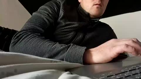 beenee3 online show from December 30, 8:43 am