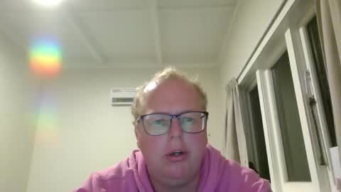 beentomars online show from March 26, 4:11 pm