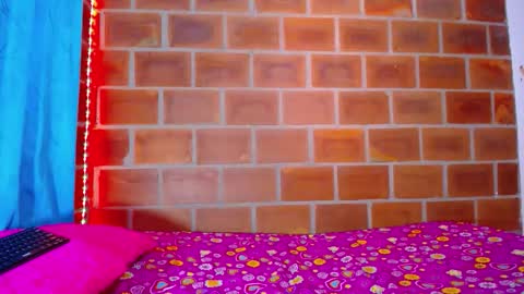 bellamy_094 online show from October 29, 8:01 pm