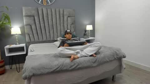 Ben Harington online show from February 6, 4:10 am