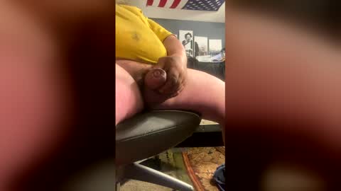 Lucky Cucmber online show from April 17, 9:39 pm