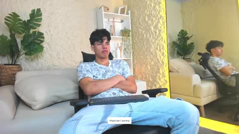 BENJAMIN online show from March 12, 5:46 am