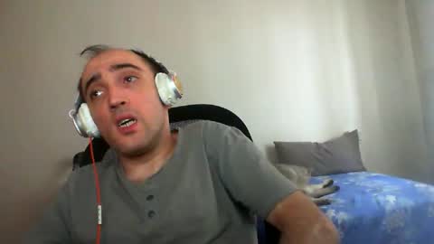 bentish online show from October 12, 8:41 am