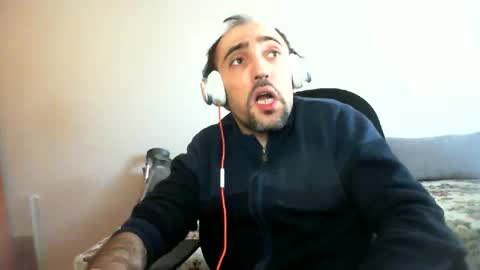 bentish online show from February 2, 9:51 am