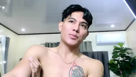 bentlyfuck online show from November 3, 7:37 pm