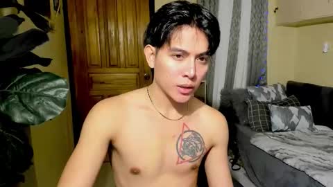 bentlyfuck online show from February 8, 10:03 pm