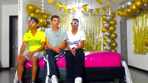 benz boys online show from January 19, 12:07 pm