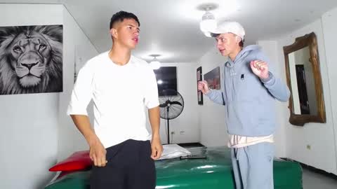 benz boys online show from September 24, 12:03 pm