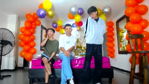 benz boys online show from March 9, 12:09 pm