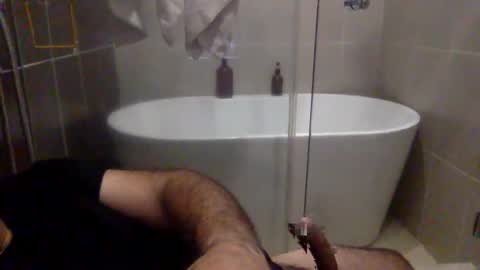 Snapshot of betoooox chatting on October 4, 12:21 pm Virtual Gentleman online show from October 4, 12:21 pm