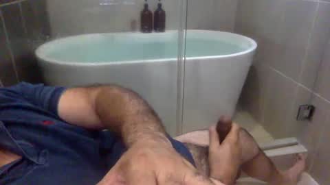 Snapshot of betoooox chatting on September 29, 2:24 pm Virtual Gentleman online show from September 29, 2:24 pm