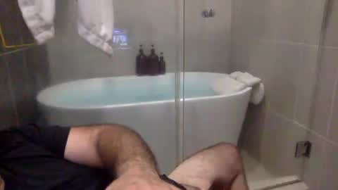 Snapshot of betoooox chatting on March 10, 12:51 am Virtual Gentleman online show from March 10, 12:51 am