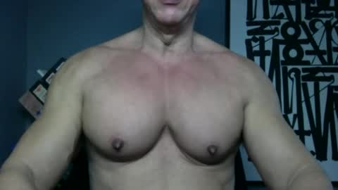BGDKMUSCLEGUY - SELECTED BY CHATURBATE AS A TOP BROADCASTER FOR 2023 online show from April 6, 5:14 pm