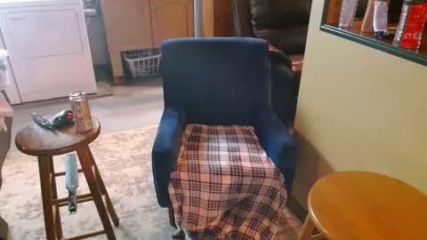 Straight Dave online show from February 10, 9:19 pm