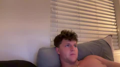 bigbootyburger1 online show from July 28, 4:09 am
