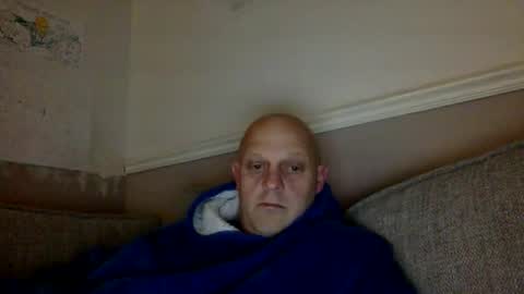 bigbumlover2377 online show from March 19, 10:02 pm