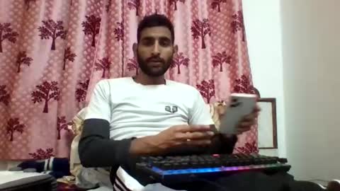 akash online show from December 20, 9:11 am