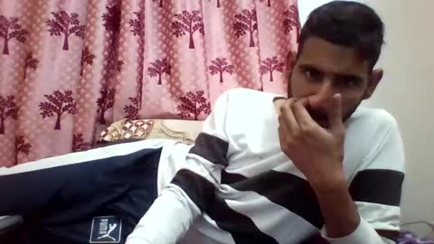 akash online show from January 4, 9:54 am